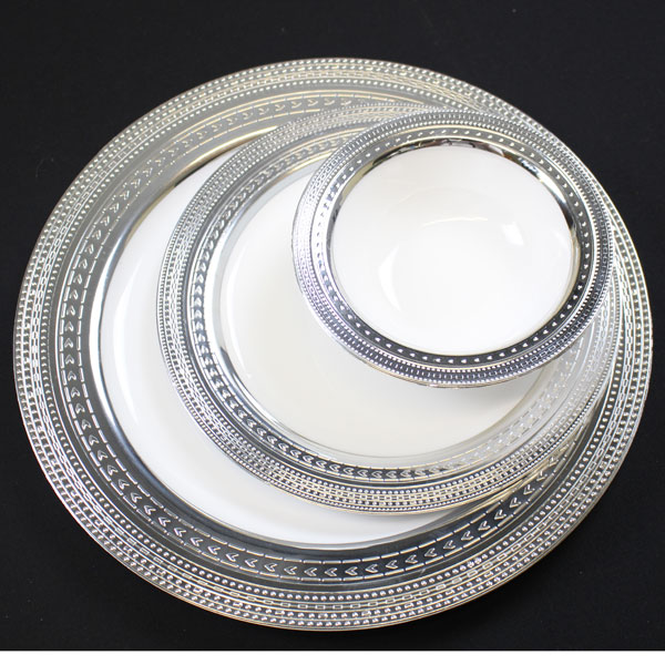 high end disposable dinnerware